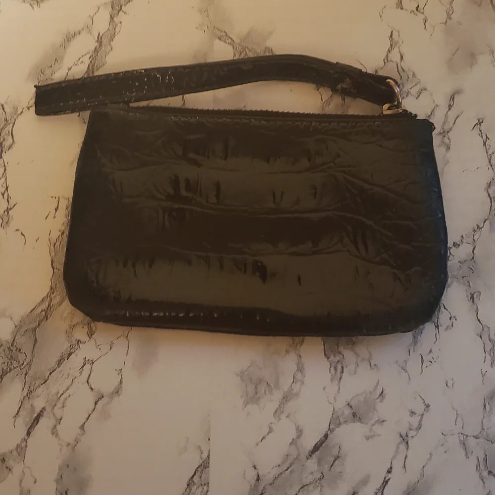 Nine‎ West Black Croc-Pattern Wristlet